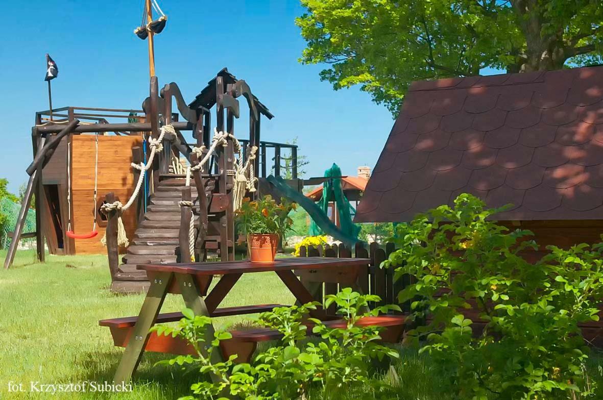 Kwatery Prywatne Dzika Roza Ujście-Darłowskie Exterior photo